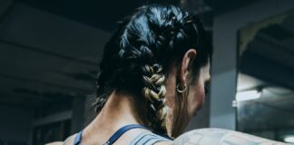 3 Key Features to Consider When Shopping for Exercise Headphones – Self